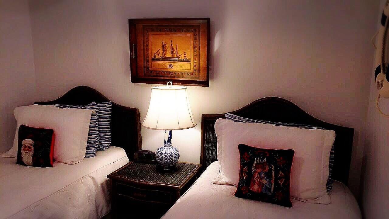 The Stone Hedge Bed And Breakfast Richmond Bagian luar foto